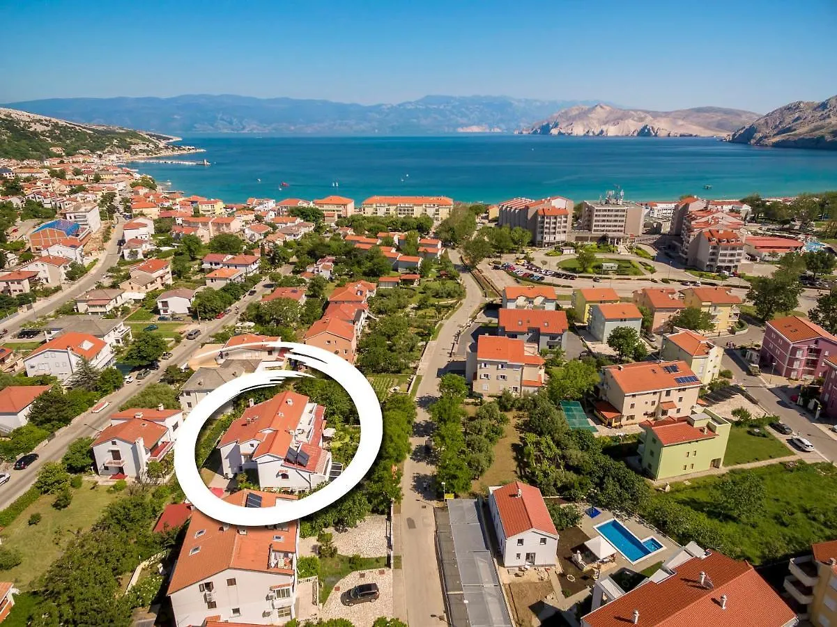 Apartments Fam Tomasic Baska