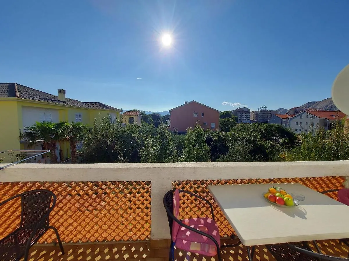 Apartments Fam Tomasic Baška