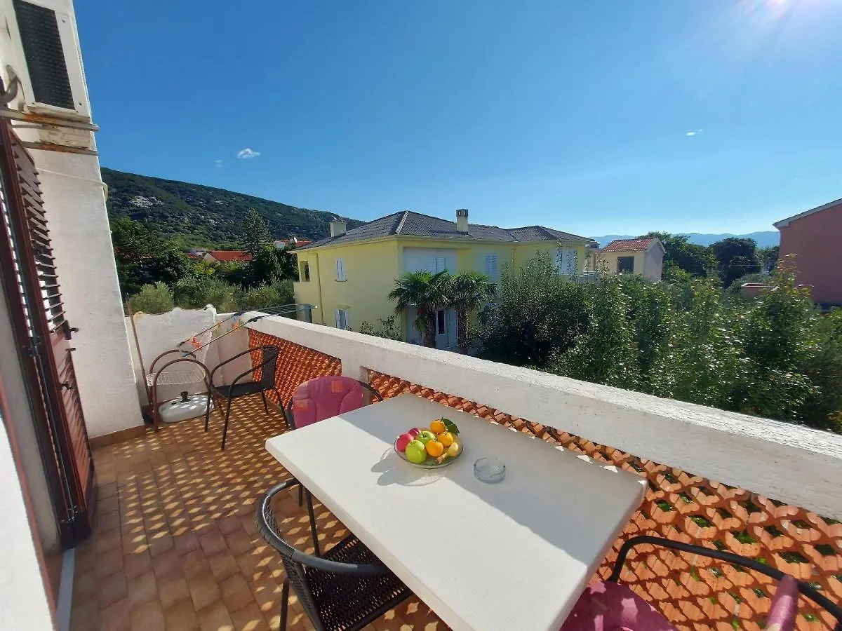 Apartments Fam Tomasic Baška